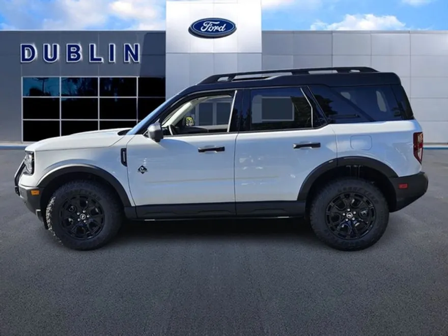 2025 Ford Bronco Sport Outer Banks photo 1