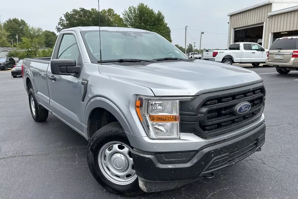 2022 Ford F-150 XL photo 1