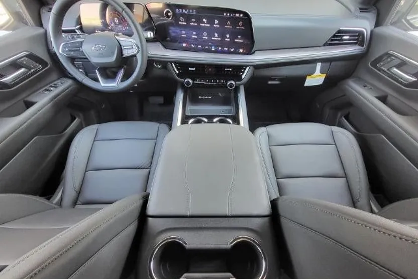 2026 Chevrolet Tahoe Z71 photo 1