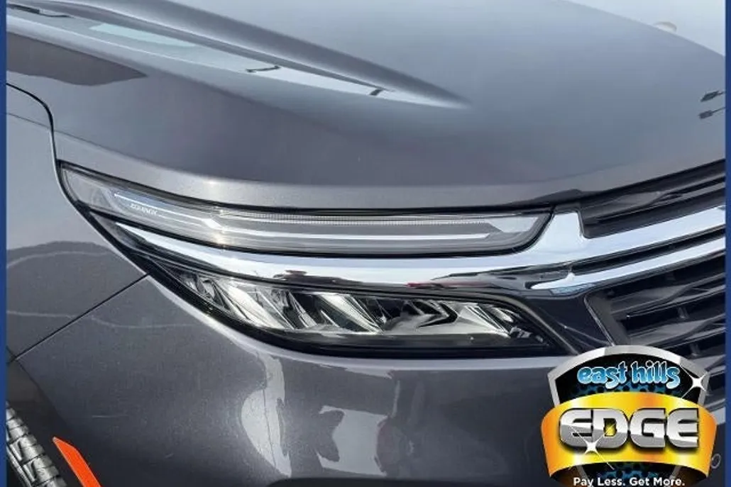 2022 Chevrolet Equinox LT photo 1