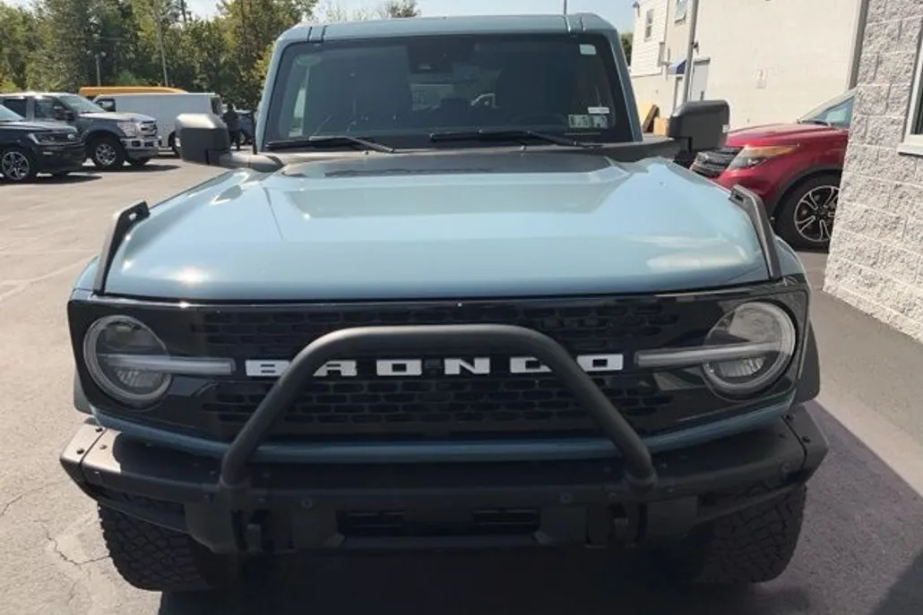 2023 Ford Bronco Wildtrak photo 1