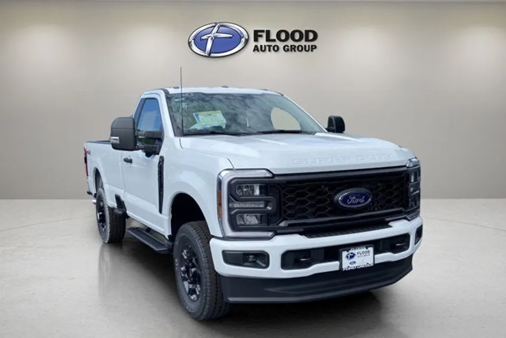 2025 Ford F-250 XL photo 1