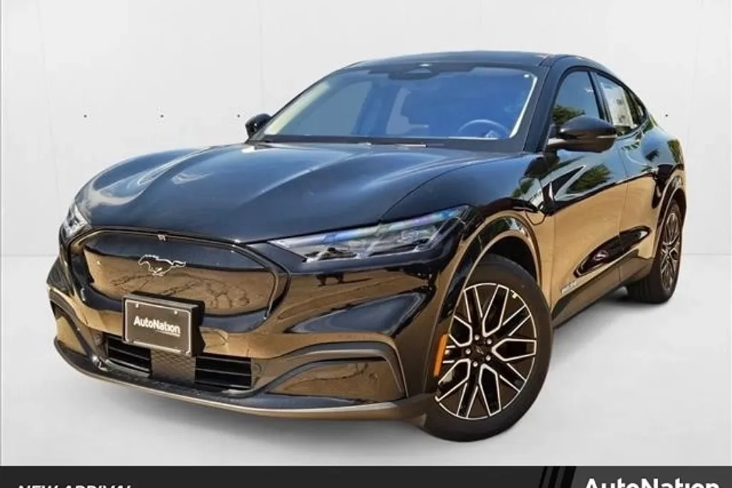 2025 Ford Mustang Mach-E Premium photo 1