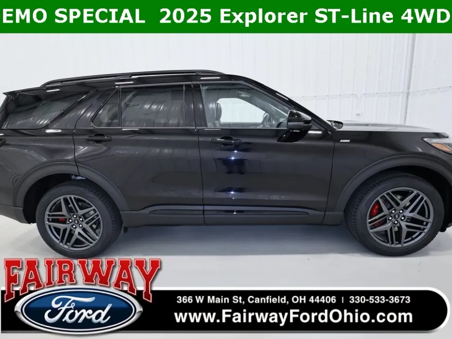 2025 Ford Explorer ST-Line photo 1