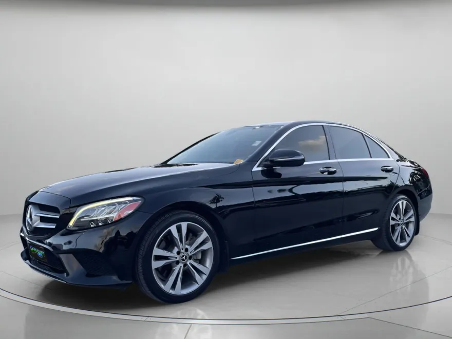 2019 Mercedes Benz C 300 photo 1