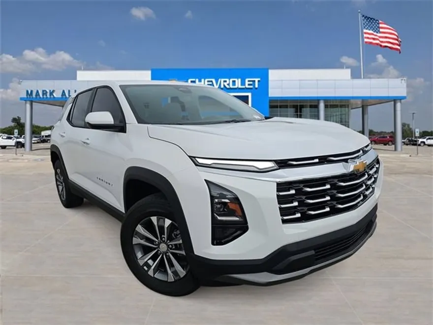 2026 Chevrolet Equinox LT photo 1