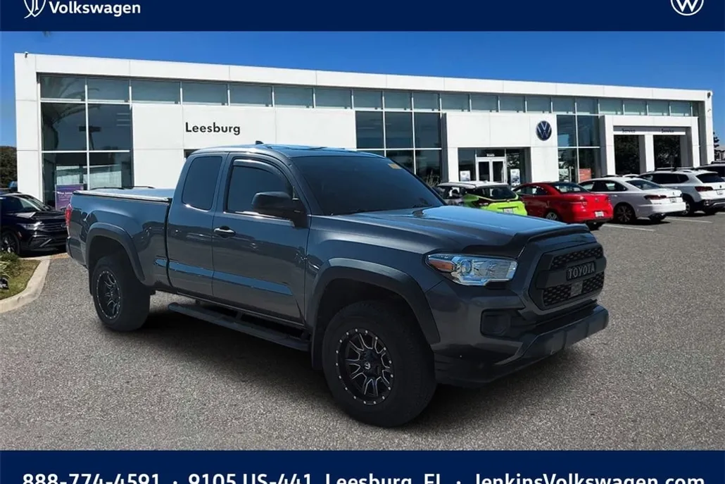 2019 Toyota Tacoma SR5 photo 1