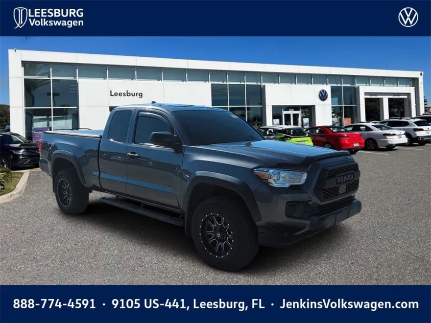 2019 Toyota Tacoma SR5 photo 1