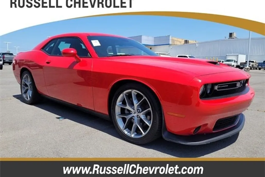 2022 Dodge Challenger GT photo 1