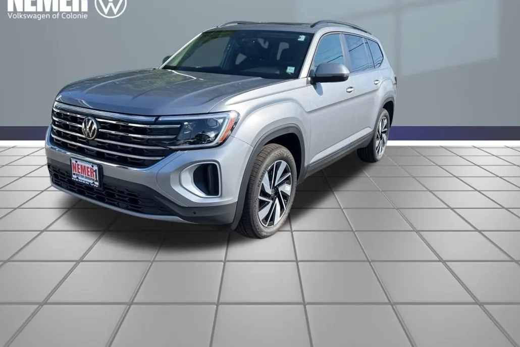 2026 Volkswagen Atlas SE Technology photo 1