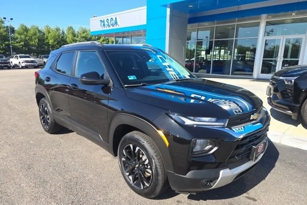 2023 Chevrolet Trailblazer LT photo 1