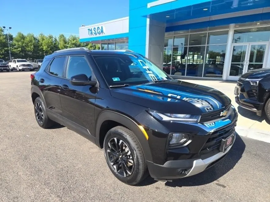 2023 Chevrolet Trailblazer LT photo 1