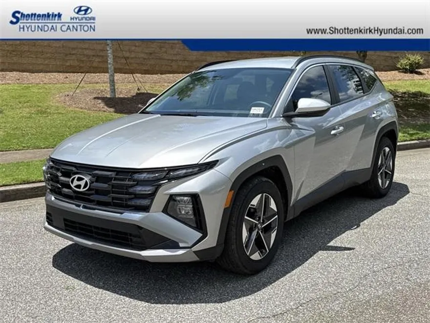 2025 Hyundai Tucson SEL photo 1