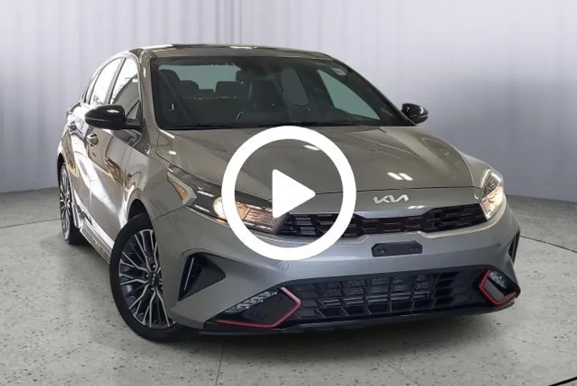 2023 Kia Forte GT-Line photo 1