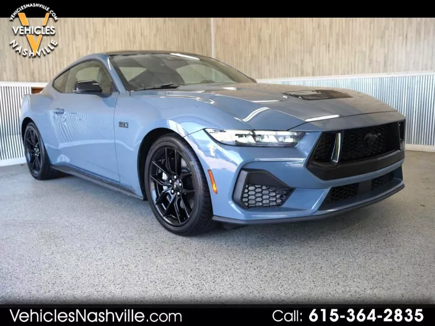2024 Ford Mustang GT Premium photo 1