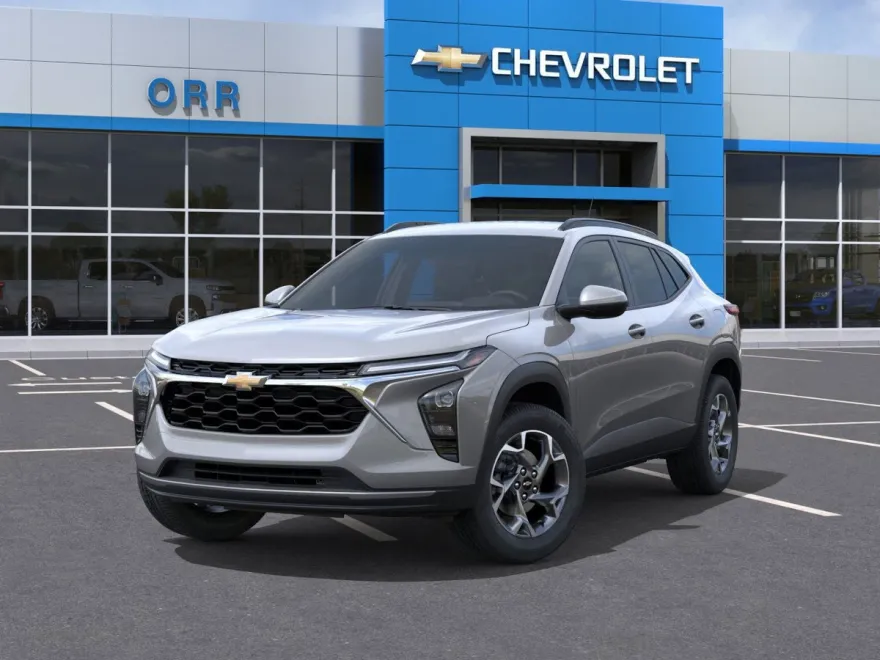 2026 Chevrolet Trax LT photo 1