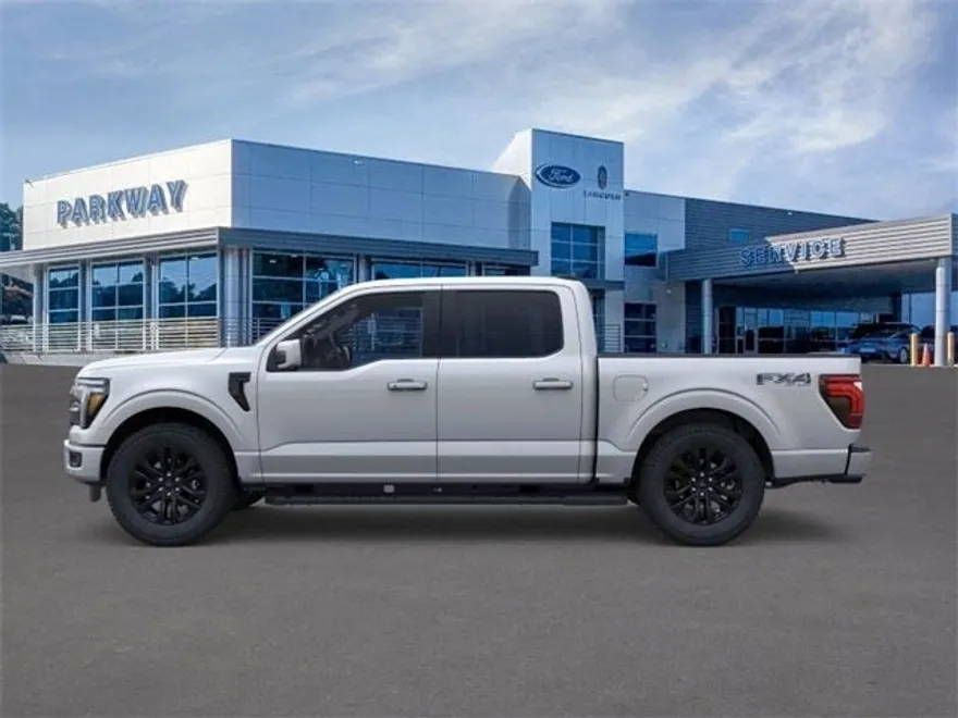 2025 Ford F-150 Lariat photo 1