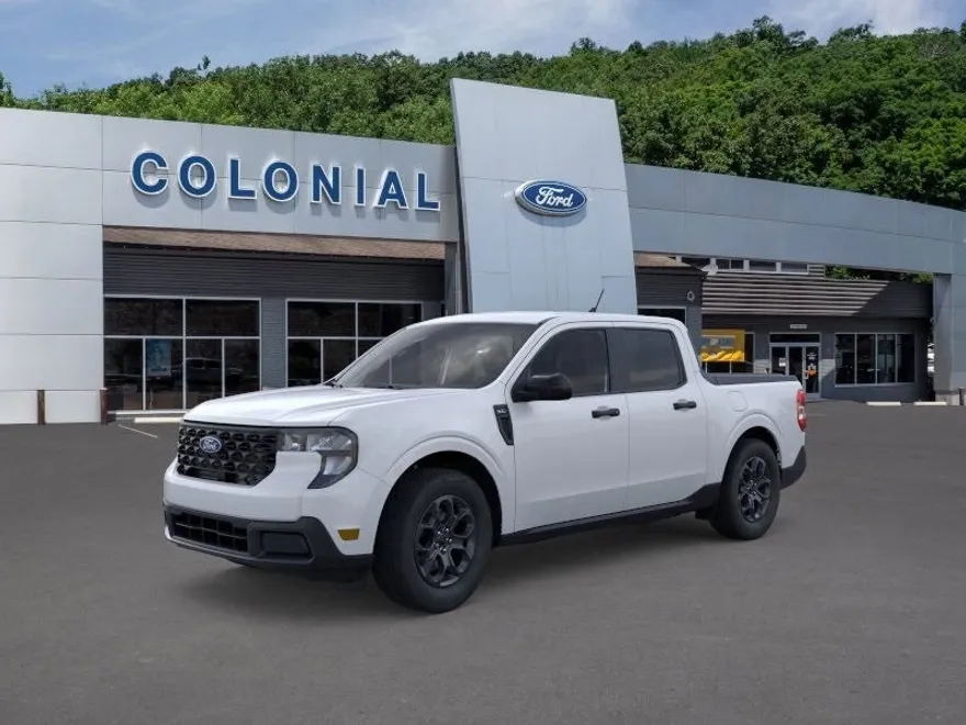 2025 Ford Maverick XLT photo 1