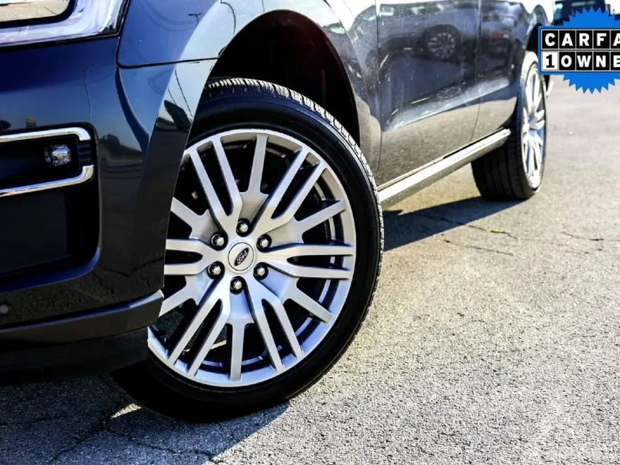2024 Ford Expedition Limited photo 1