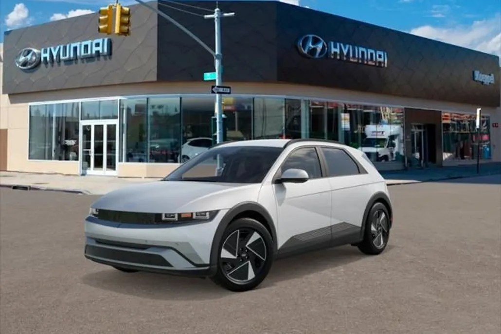 2025 Hyundai Ioniq 5 SEL photo 1