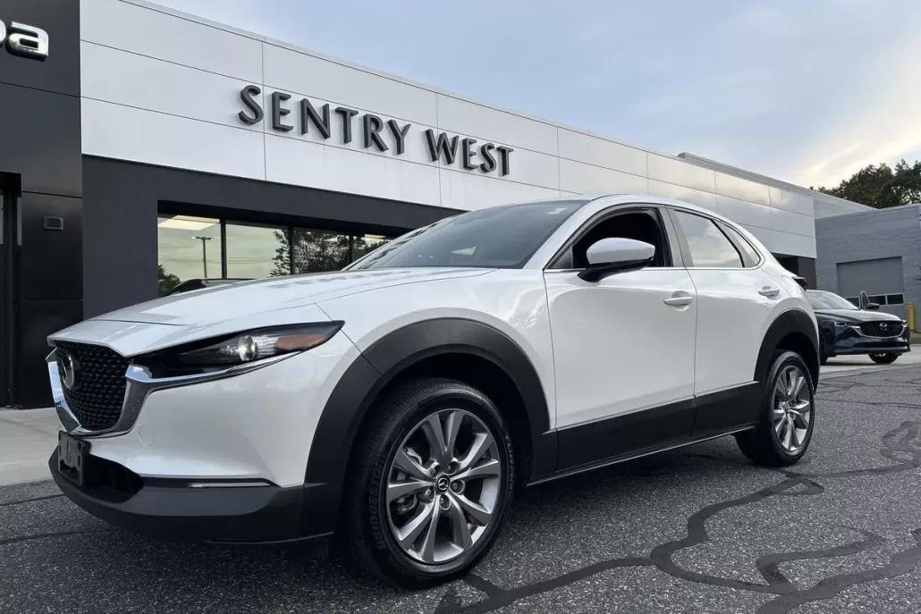 2022 Mazda CX-30 2.5 Select photo 1