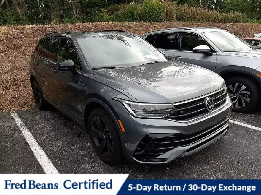 2023 Volkswagen Tiguan SE R-Line Black photo 1