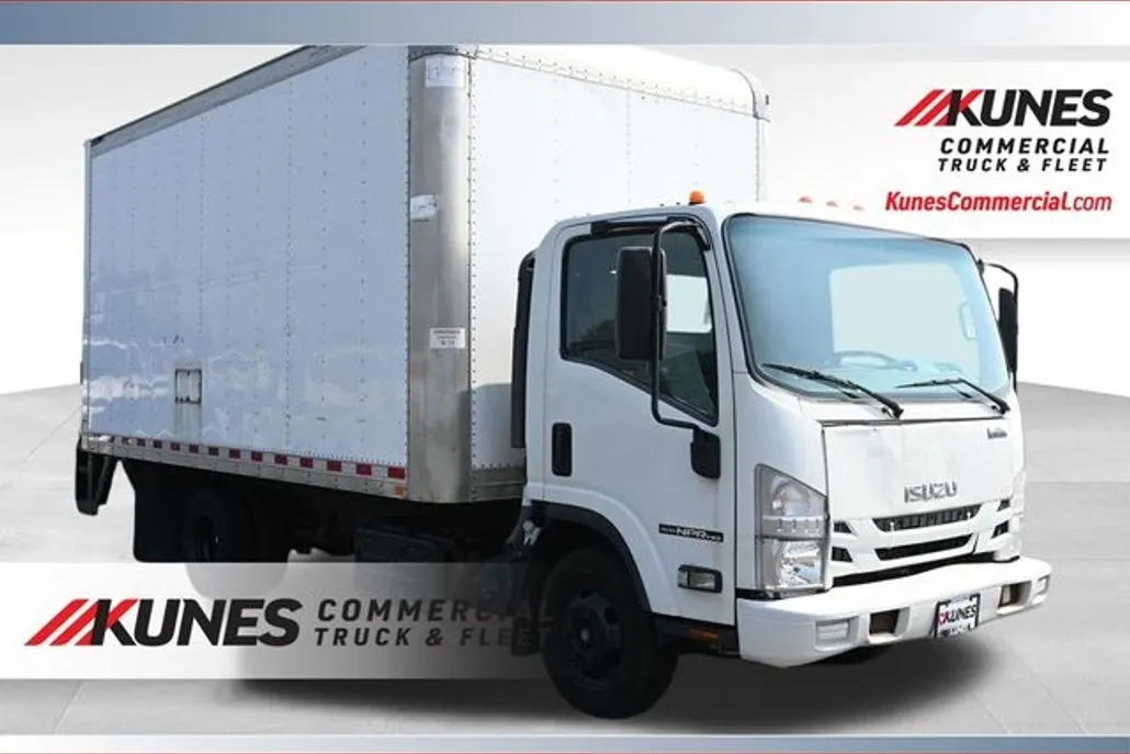 2016 Isuzu NPR photo 1