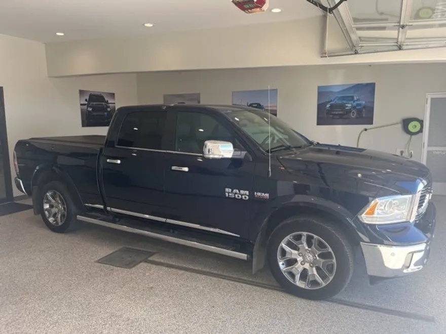 2017 Ram 1500 Limited photo 1