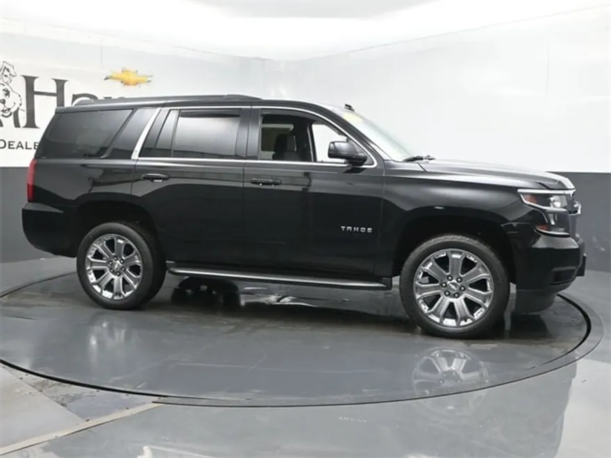 2018 Chevrolet Tahoe LS photo 1