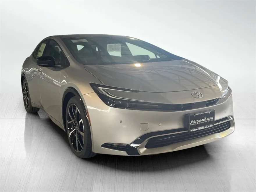 2026 Toyota Prius Plug-in Hybrid XSE Premium photo 1