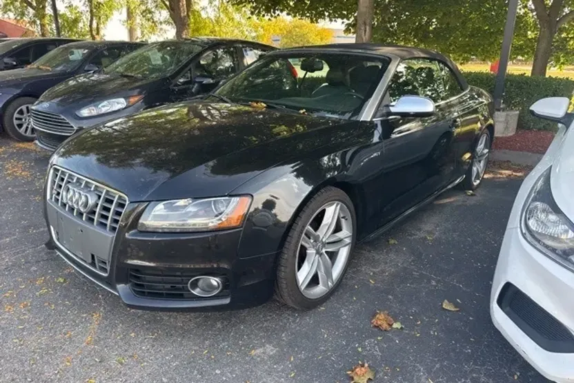 2011 Audi S5 Prestige photo 1