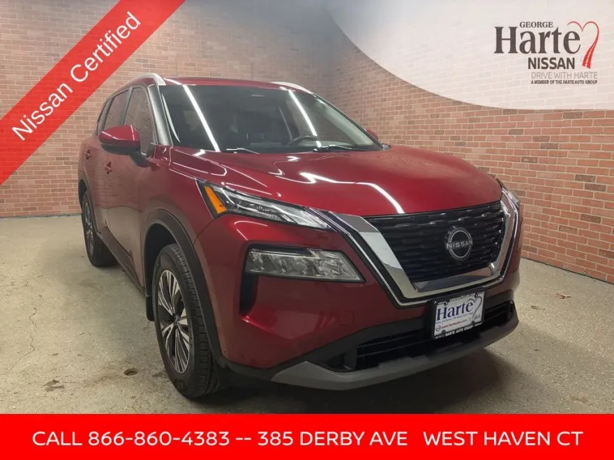 2022 Nissan Rogue SV photo 1