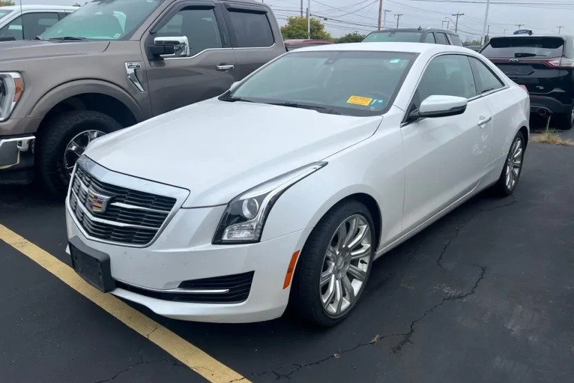 2017 Cadillac ATS Base photo 1