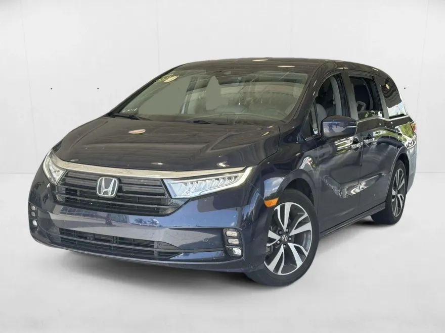 2023 Honda Odyssey Touring photo 1