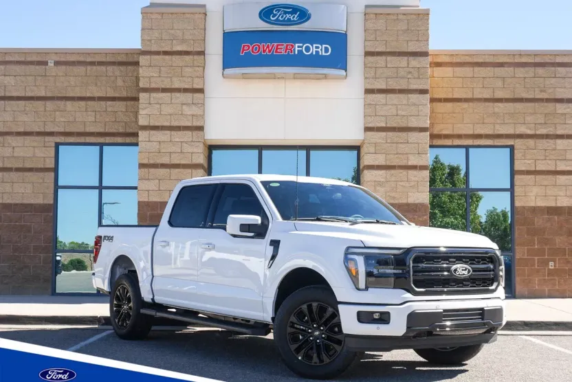 2025 Ford F-150 Lariat photo 1