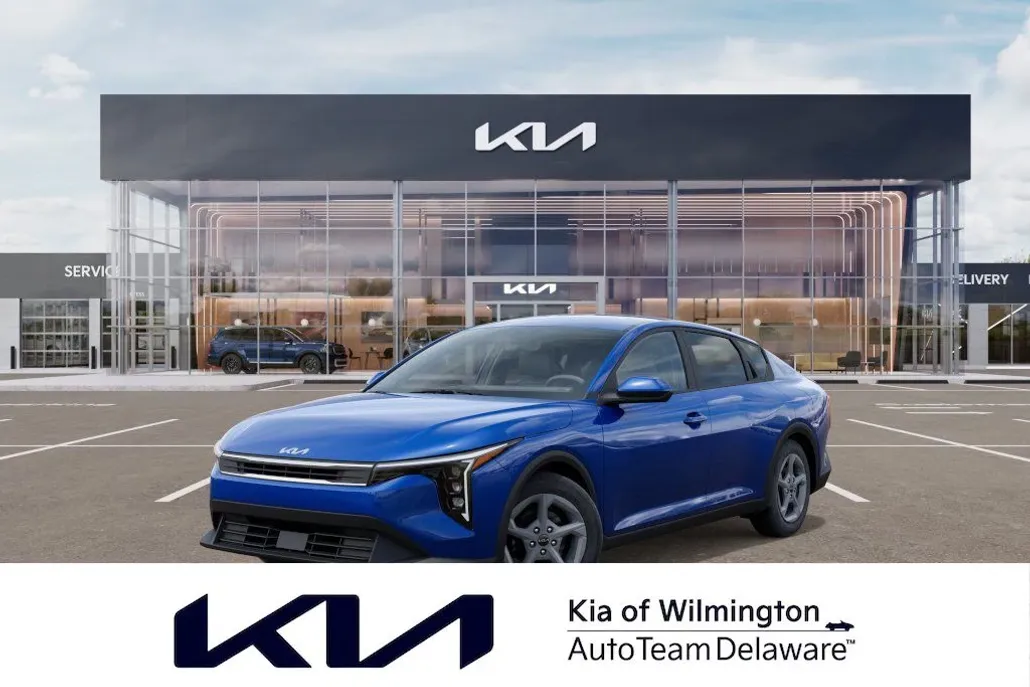 2025 Kia K4 LX photo 1
