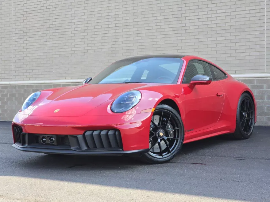 2025 Porsche 911 GTS photo 1