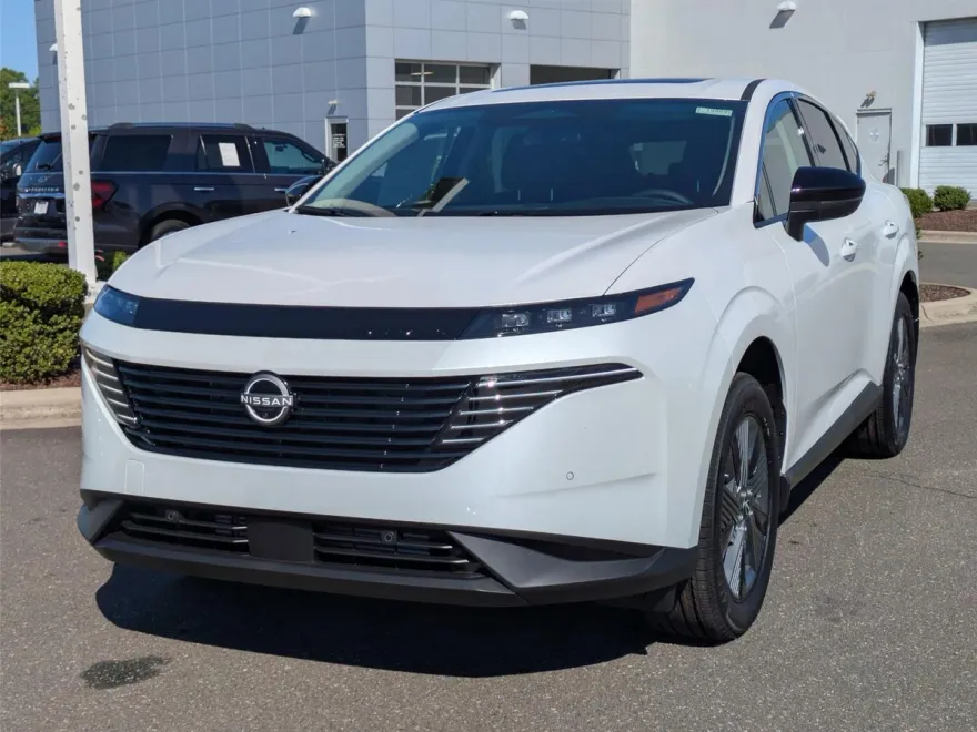 2025 Nissan Murano SL photo 1