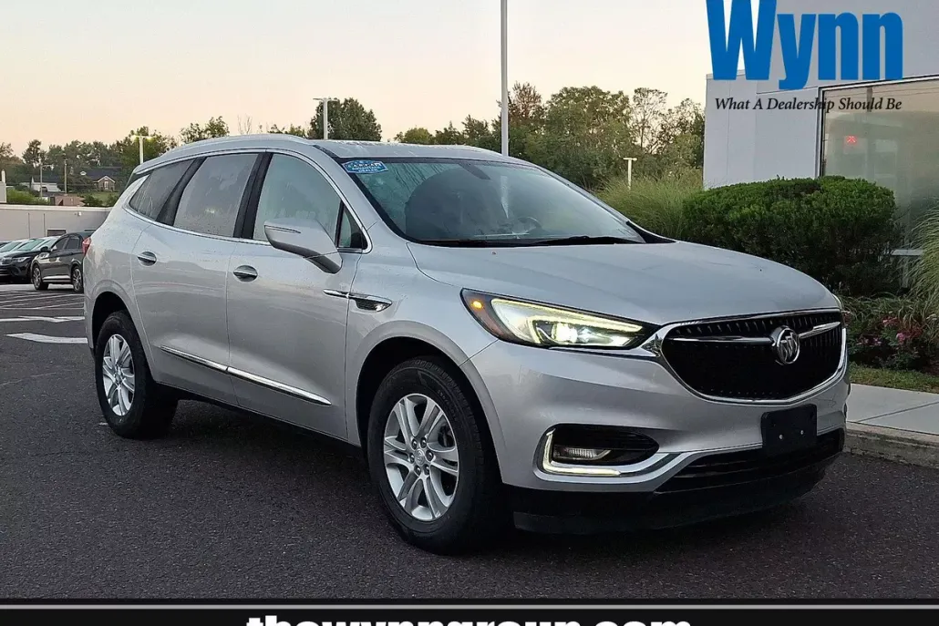 2018 Buick Enclave Essence photo 1