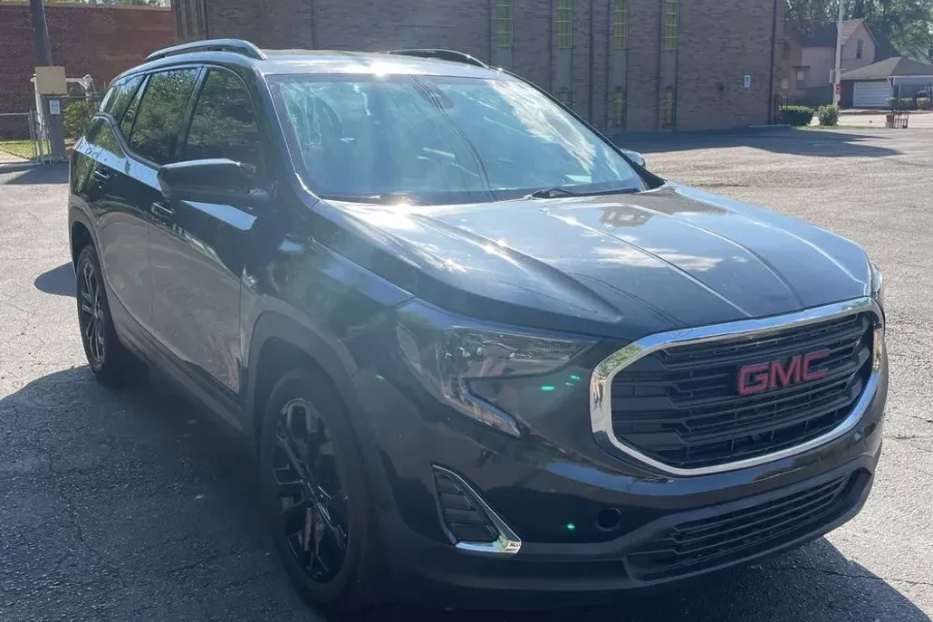 2021 Gmc Terrain SLE photo 1