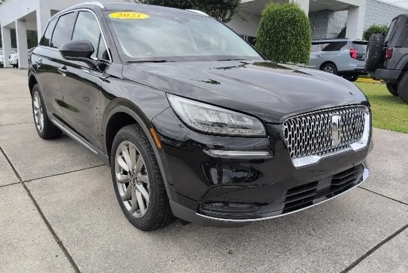 2021 Lincoln Corsair Standard photo 1