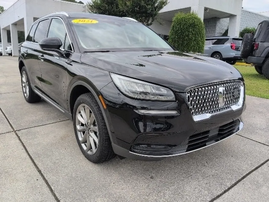 2021 Lincoln Corsair Standard photo 1