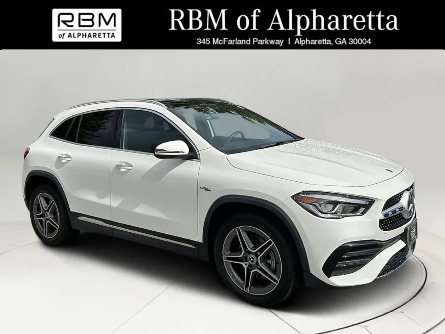 2023 Mercedes Benz GLA 250 4MATIC photo 1