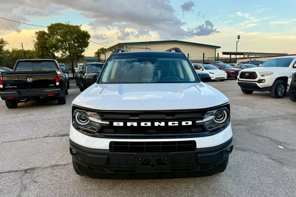 2023 Ford Bronco Sport Outer Banks photo 1