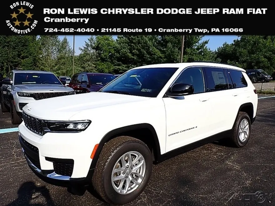2025 Jeep Grand Cherokee Laredo photo 1