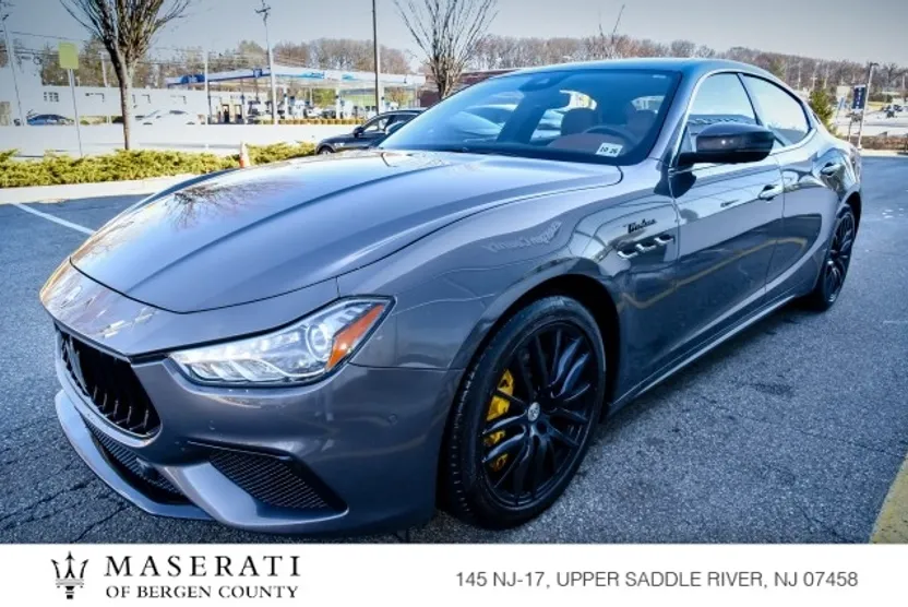 2022 Maserati Ghibli Modena Q4 photo 1