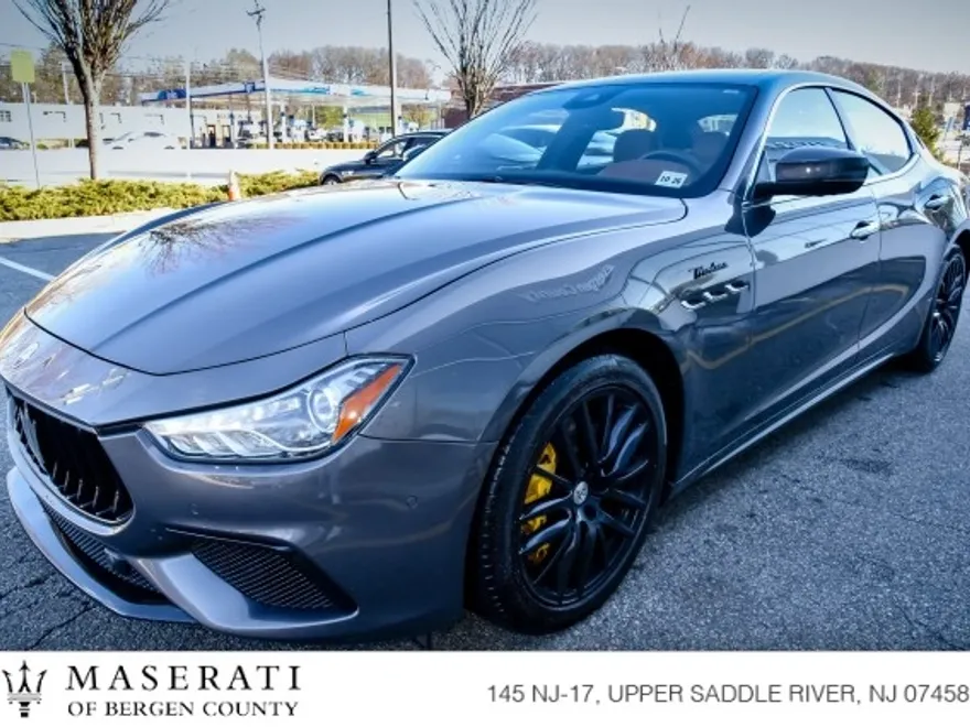 2022 Maserati Ghibli Modena Q4 photo 1