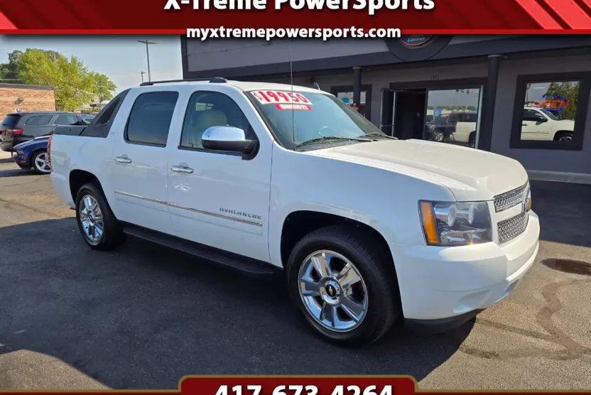 2010 Chevrolet Avalanche LTZ photo 1