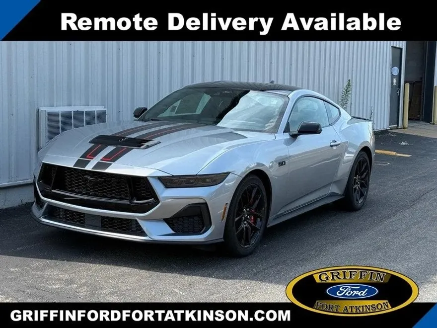 2025 Ford Mustang GT Premium photo 1