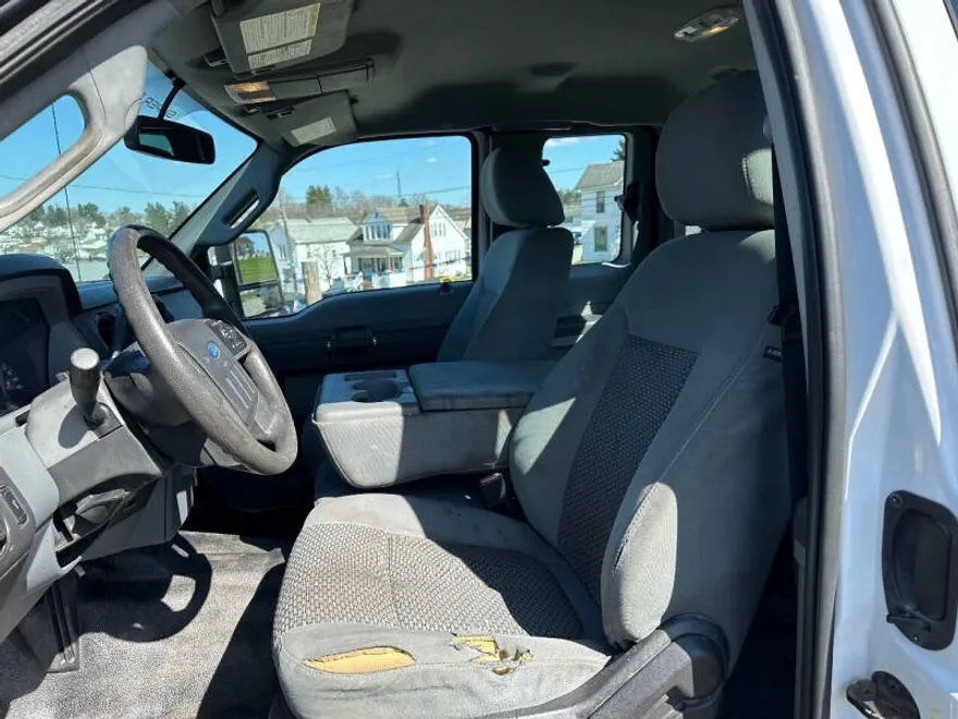 2015 Ford F-250 XL photo 1